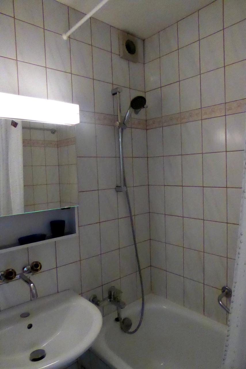 B&B Schlettstadterstrasse Basel Dış mekan fotoğraf